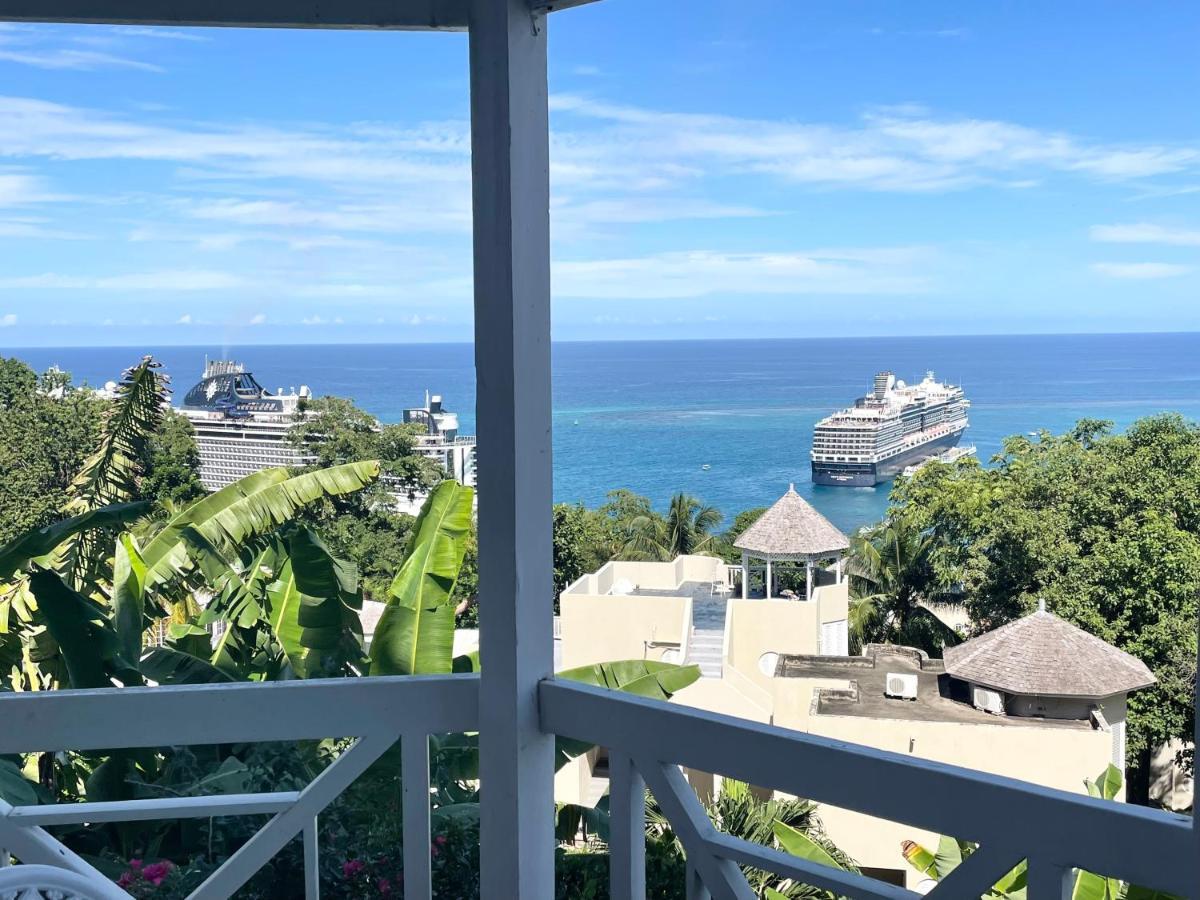 Hummingbird Retreat - Luxury Oceanview Apt, 7-Minute Walk To Beach Ocho Rios Exterior foto